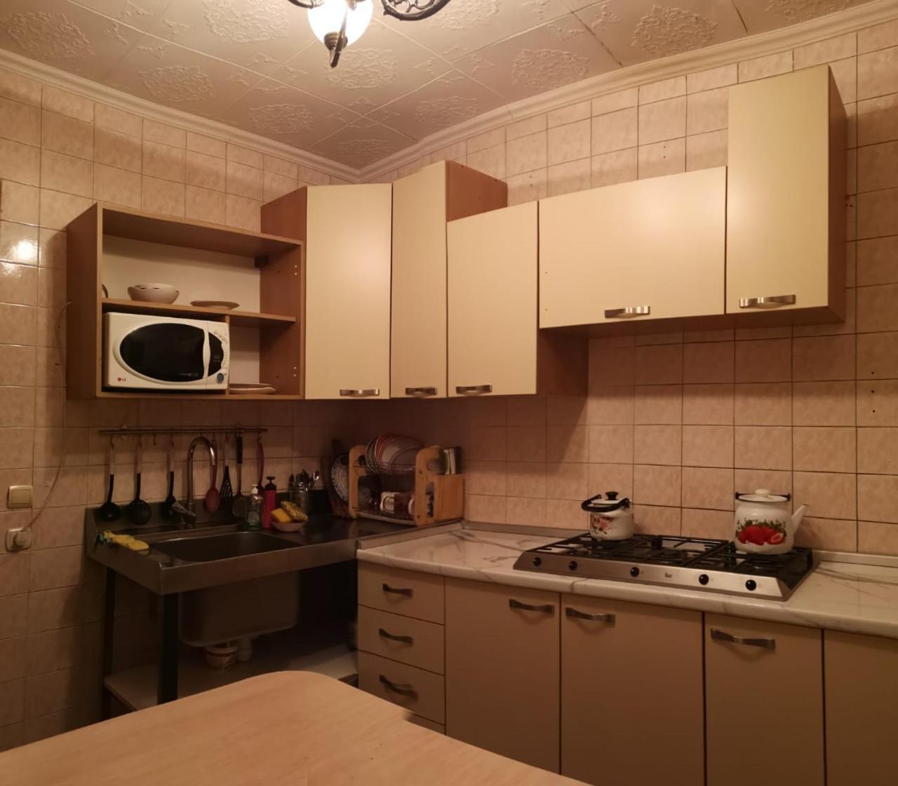 Hostel "Ormanova" Алма Ата Екстериор снимка