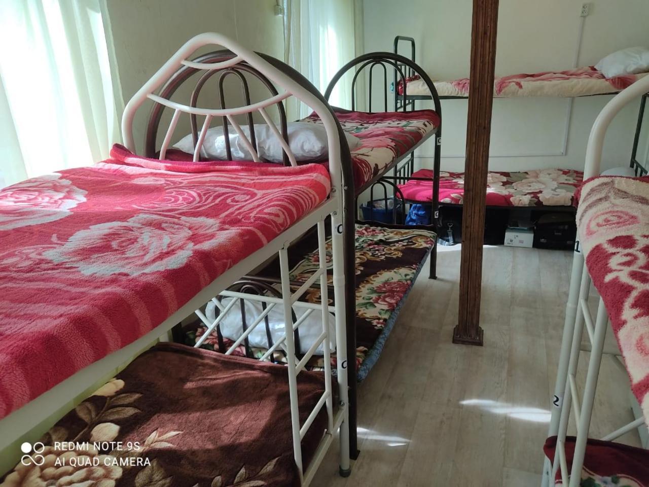 Hostel "Ormanova" Алма Ата Екстериор снимка